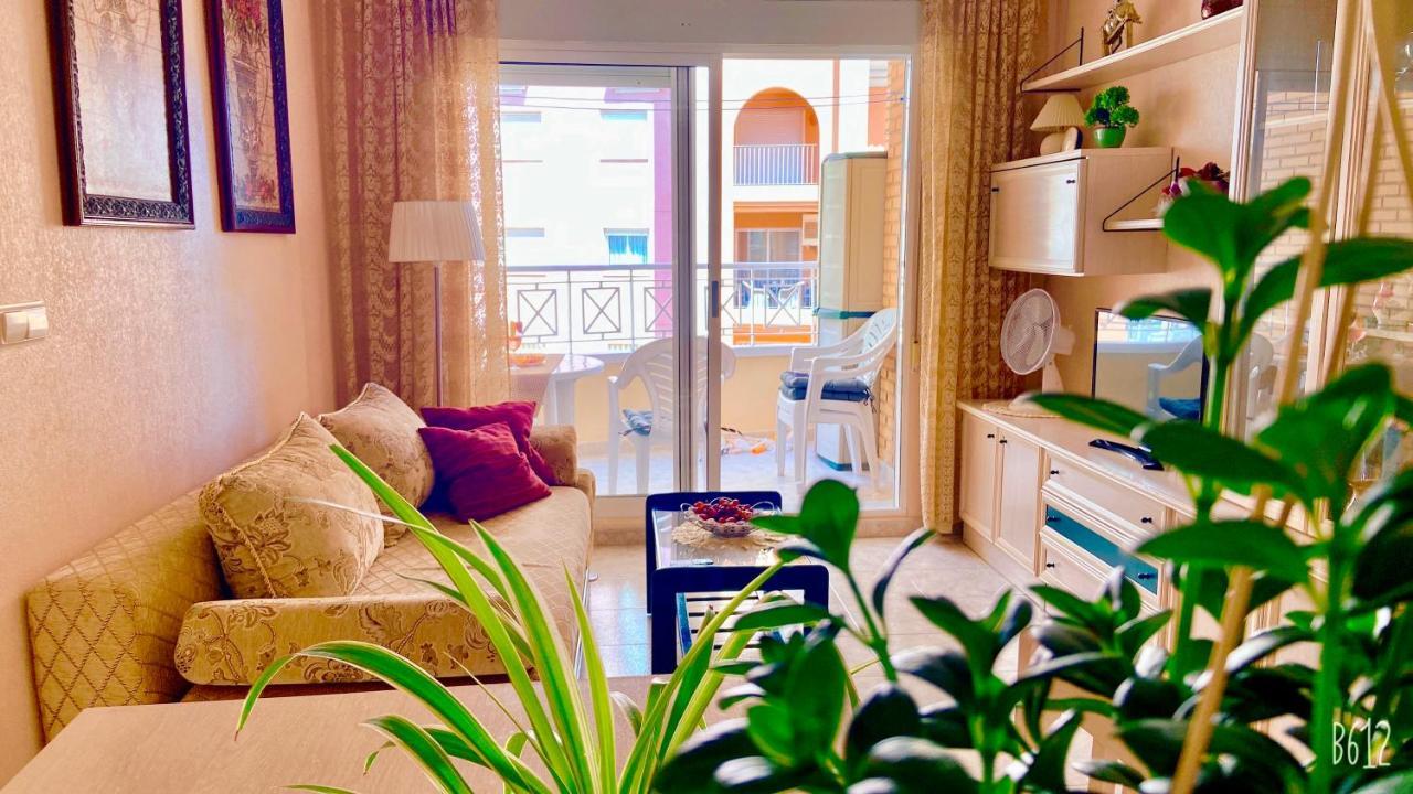 Beautiful Apartment Near Playa De Los Locos ตอร์เรเวียคา ภายนอก รูปภาพ