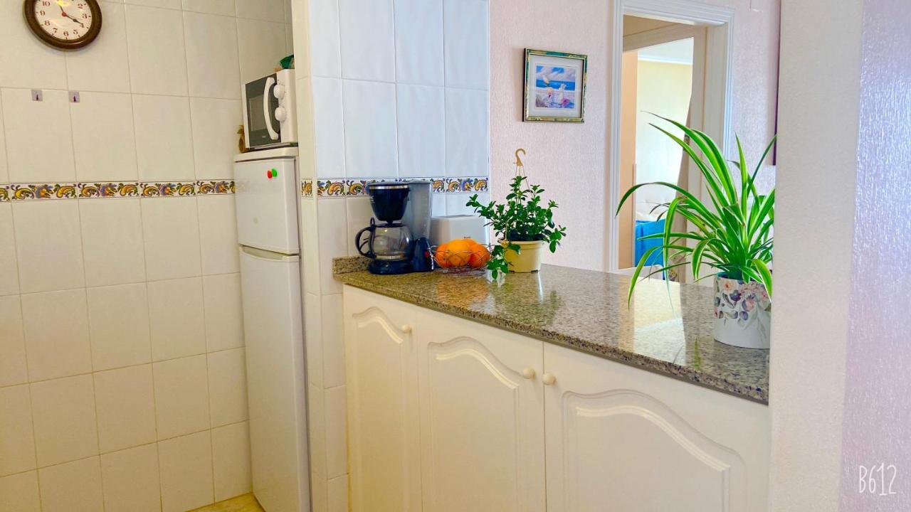 Beautiful Apartment Near Playa De Los Locos ตอร์เรเวียคา ภายนอก รูปภาพ