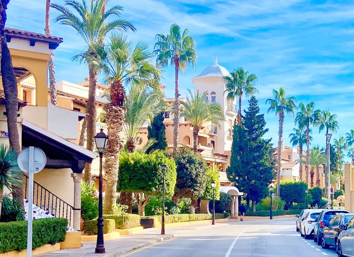 Beautiful Apartment Near Playa De Los Locos ตอร์เรเวียคา ภายนอก รูปภาพ