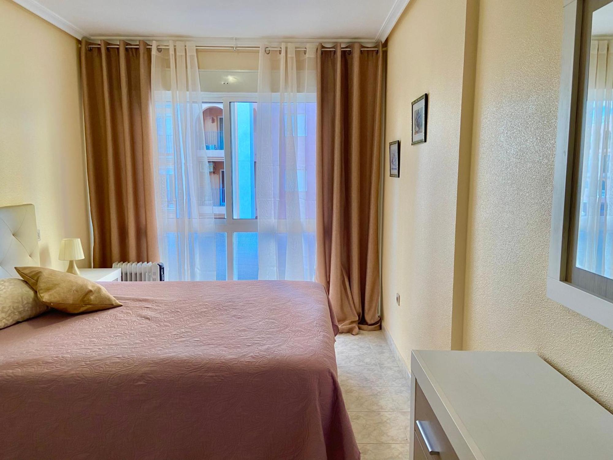 Beautiful Apartment Near Playa De Los Locos ตอร์เรเวียคา ภายนอก รูปภาพ
